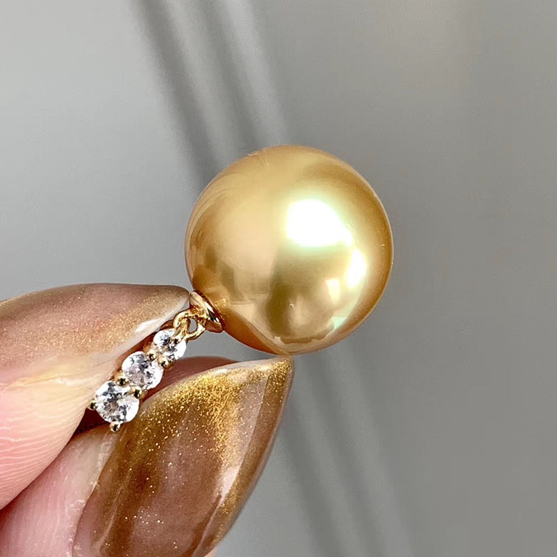 The Golden Pearl