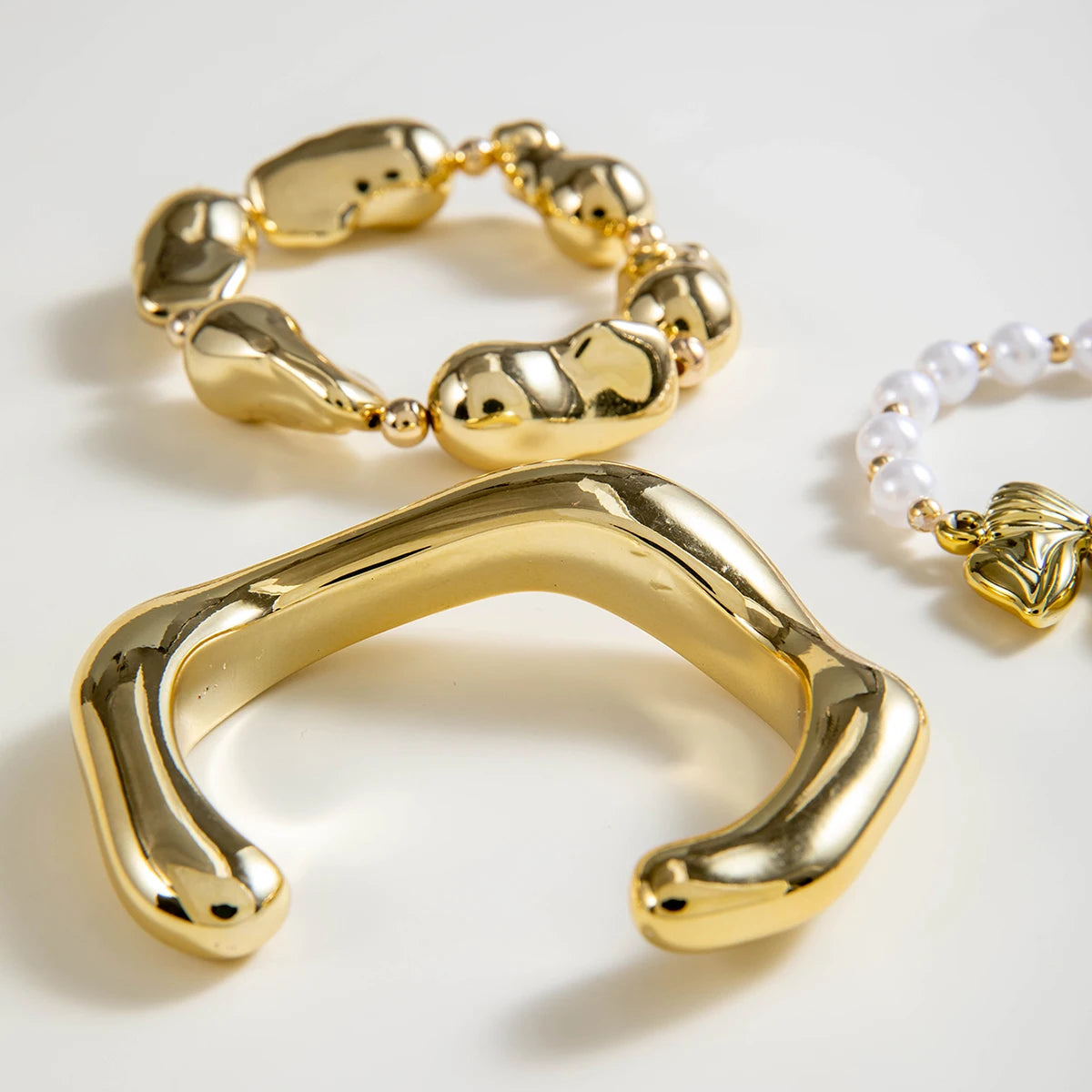 Pearl & Bow Bracelet Stack