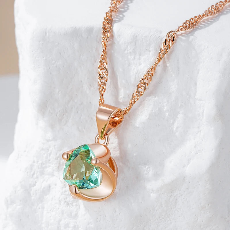 Verdant Heart Pendant 💚