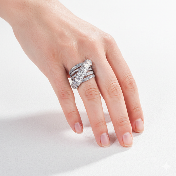 Huitan Luxe Zircon Ring