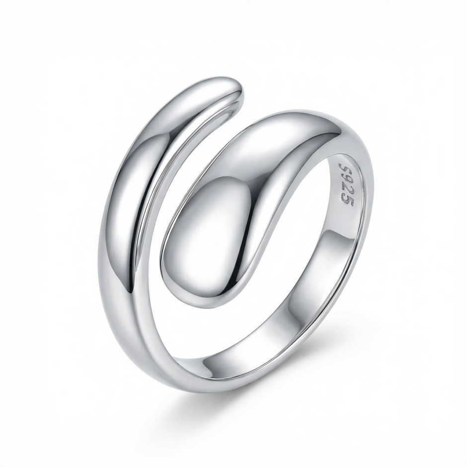 Adjustable S925 Silver | Water Drop Elegance.
This adjustable S925 silver water drop ring features a glossy finish in gold or platinum—the perfect gift for weddings & anniversaries.
